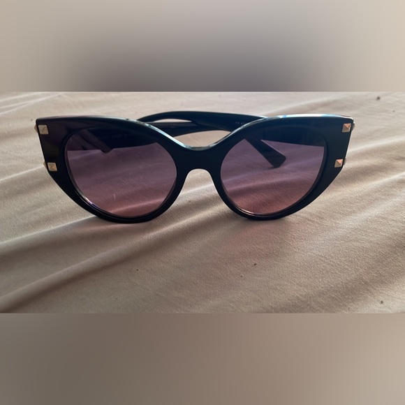 Valentino cat eye sunglasses for sale. - Picture 1 of 7